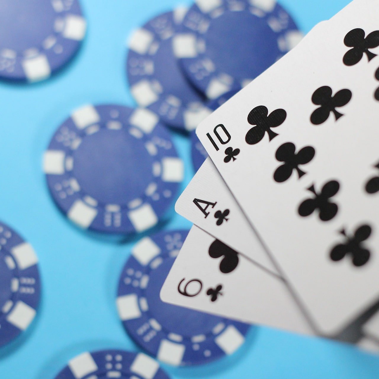 Myanmar ကစားသမား မိုဘိုင်းဖုန်းဖြင့် Slots APP ကစားနေမှု
